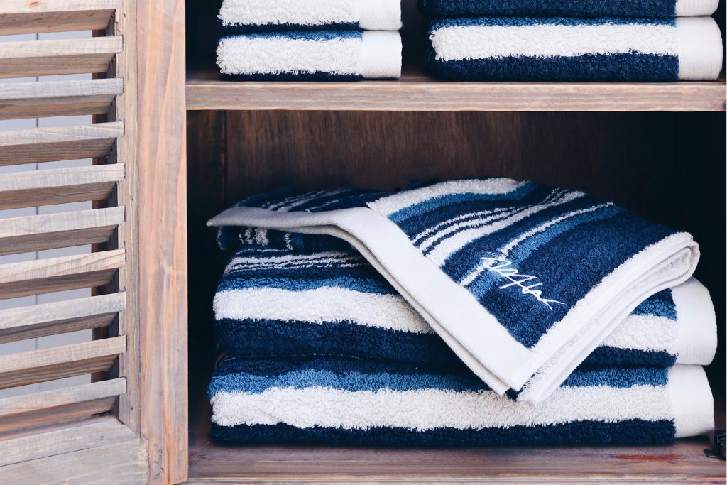 STRIPE TOWEL